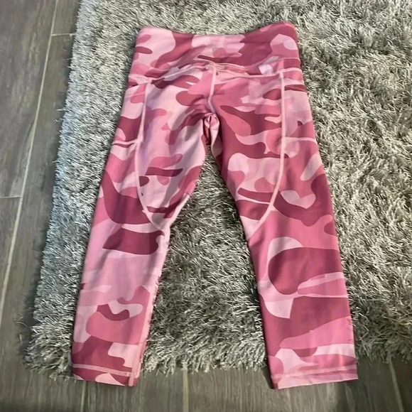 Zyia active camo crops - Picture 4 of 7